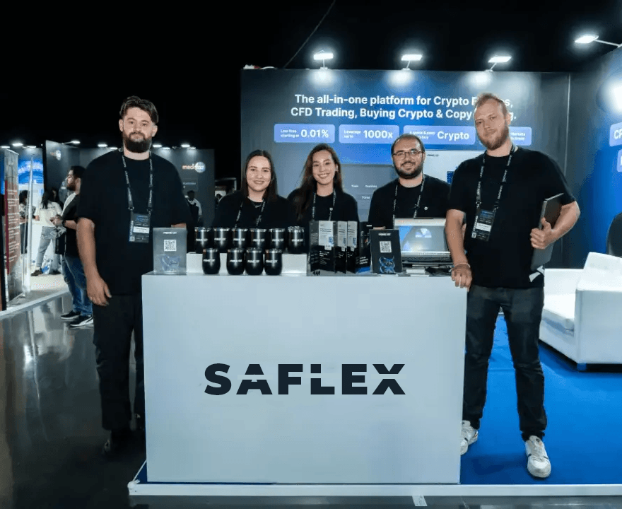 Group of people at the Saflex booth during an event